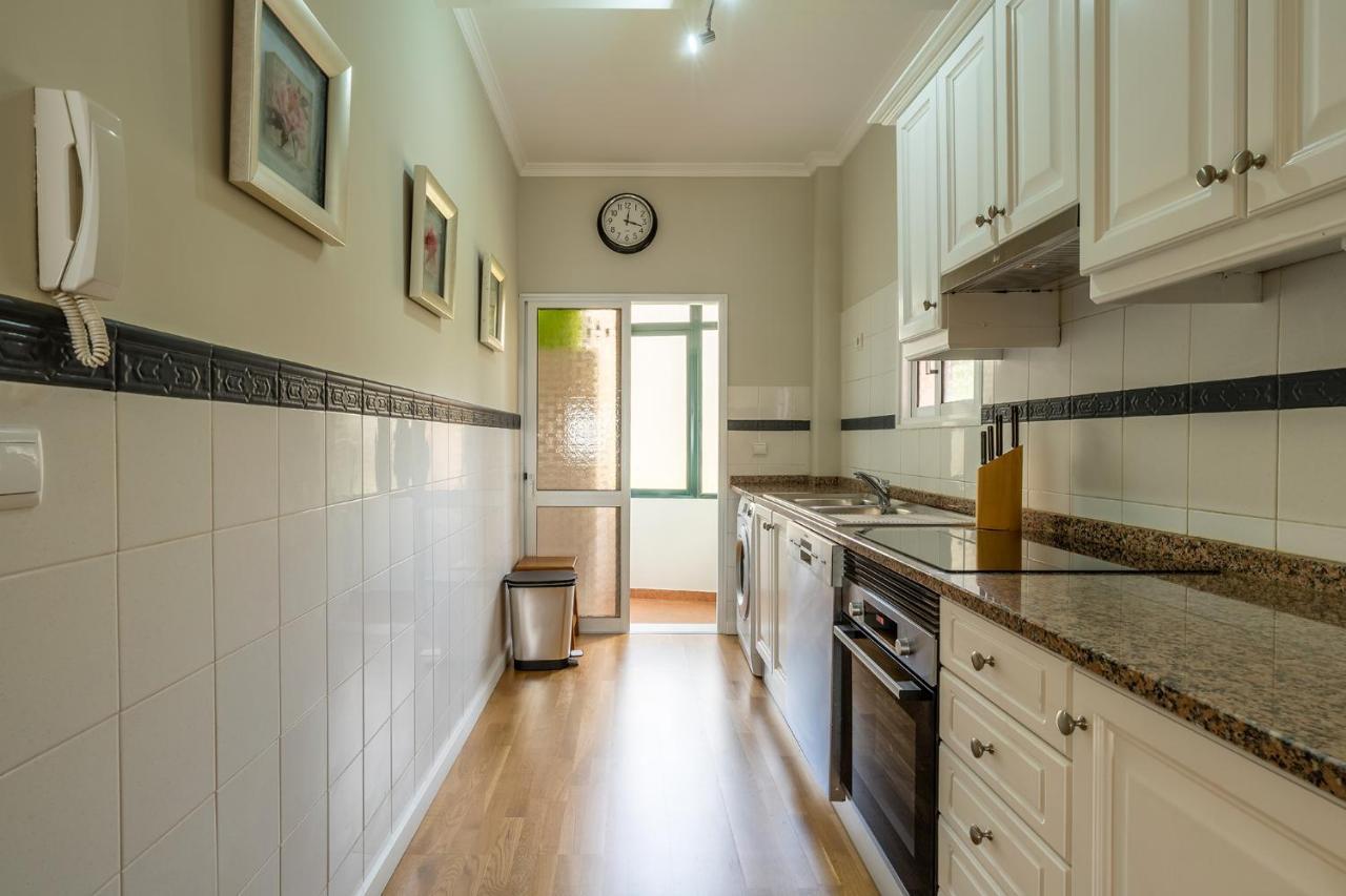 Stylish Apartment With Balcony And Amazing Views Over Funchal And The Sea Eksteriør billede